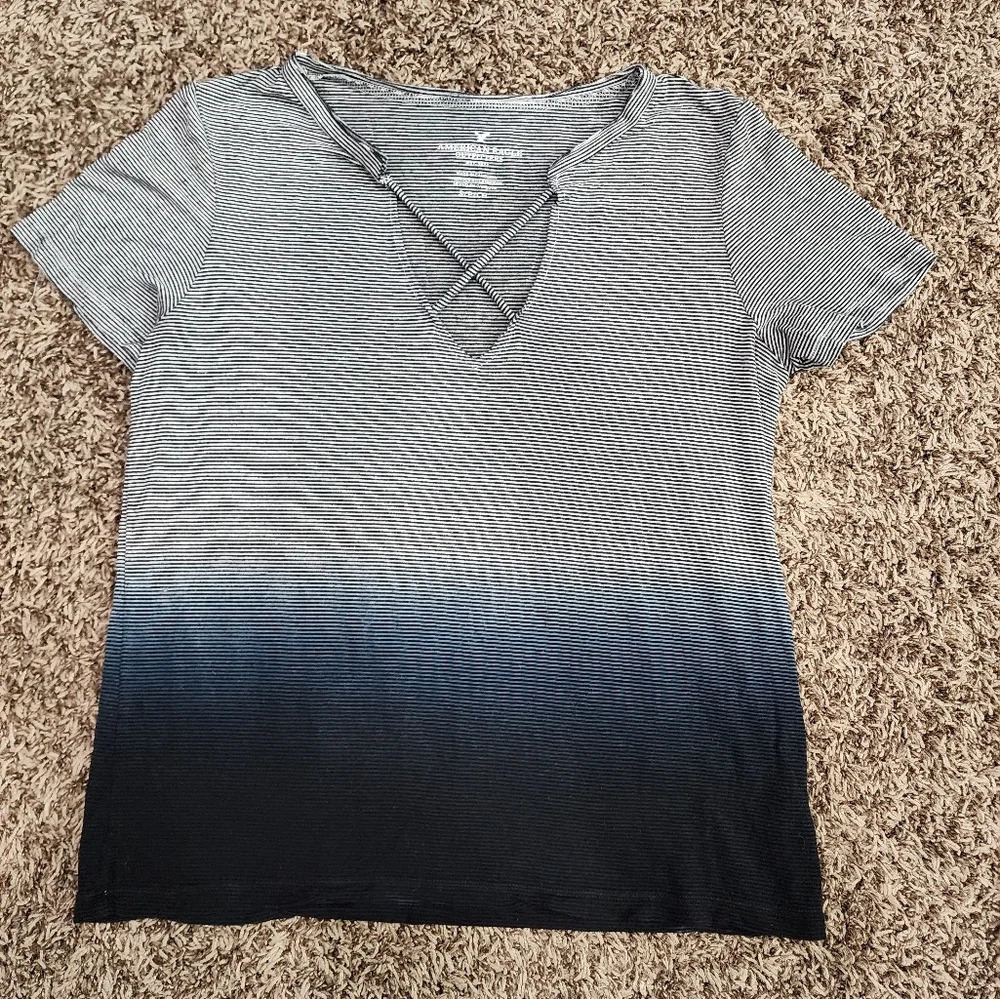 American Eagle tshirt size S